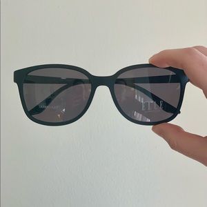 NWT Elle sunglasses